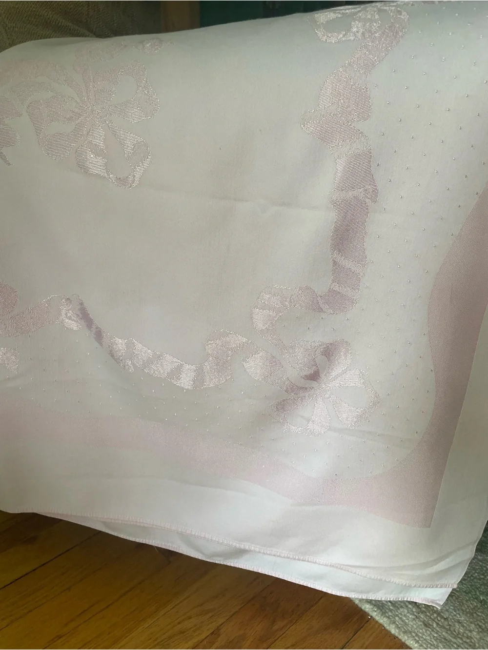 Vintage Pink Bow Damask Rectangle Tablecloth 44x60 Great Condition